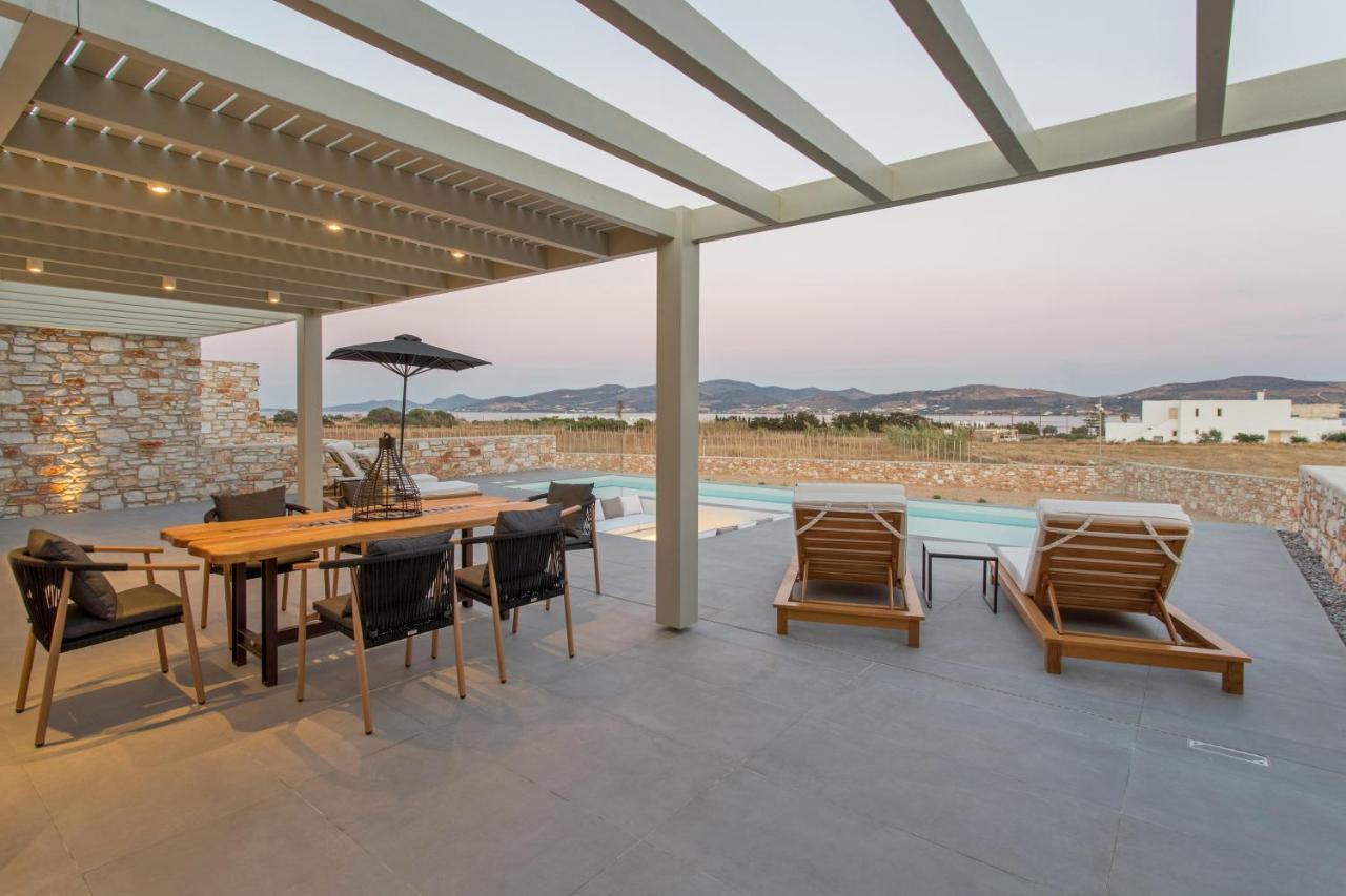 T7 Luxury Villas Paros Exterior photo
