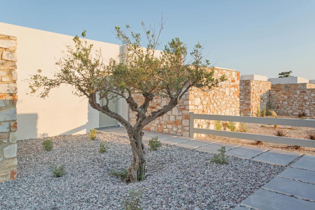 T7 Luxury Villas Paros Exterior photo